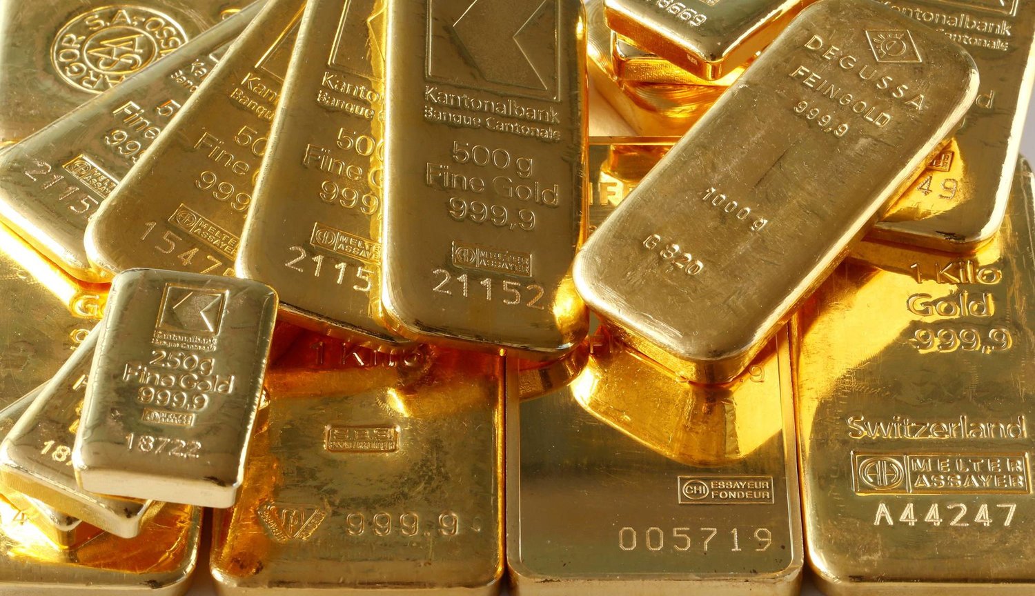 الذهب يتجه لخسارة أسبوعية بفعل ارتفاع عوائد السندات الأميركية