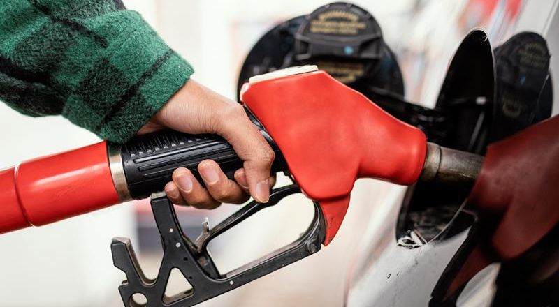 وزارة المالية : ‘لا تغيير على سعر البنزين بالوقت الحالي"